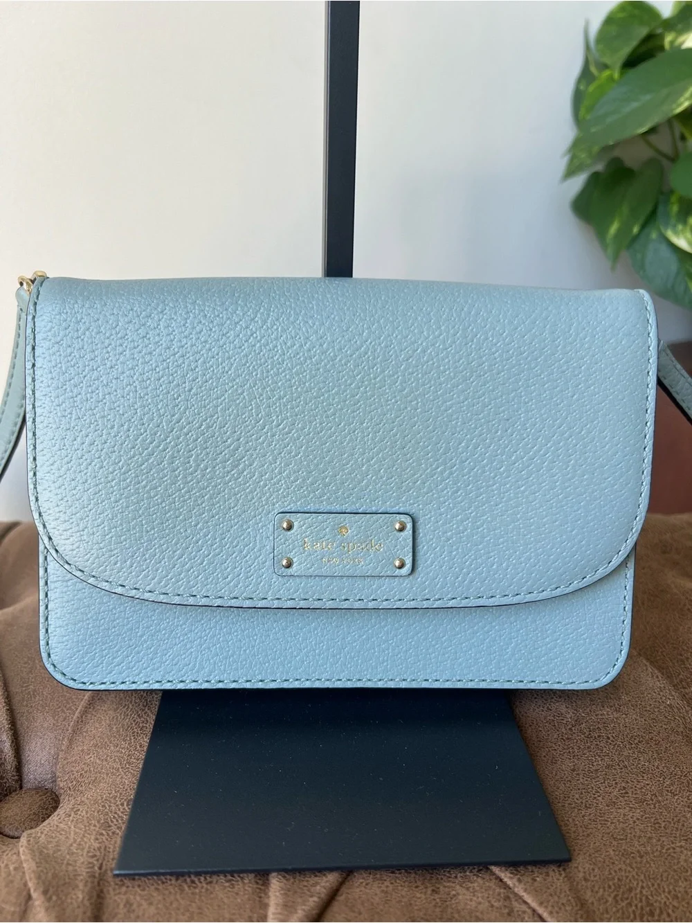 kate spade compact pebbled